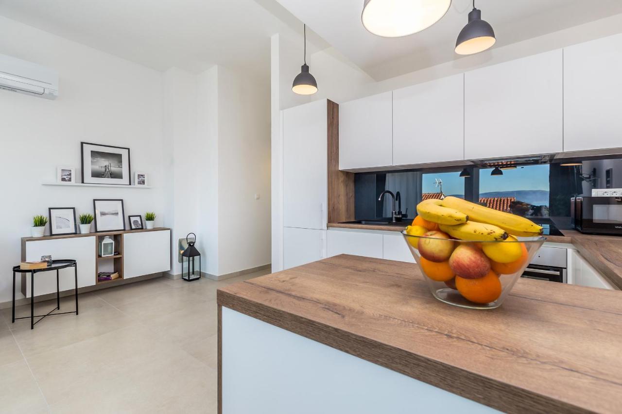 Apartments Solis Lacus Penthouse Njivice Exterior foto